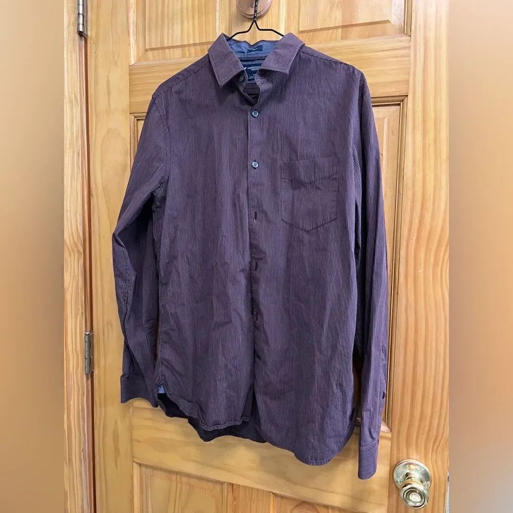 American Eagle slim fit size med. purple striped button down shirt